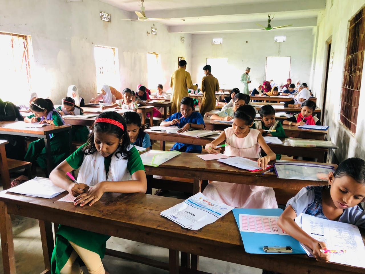 কিশোরকন্ঠ মেধাবৃত্তি পরীক্ষা অনুষ্ঠিত 