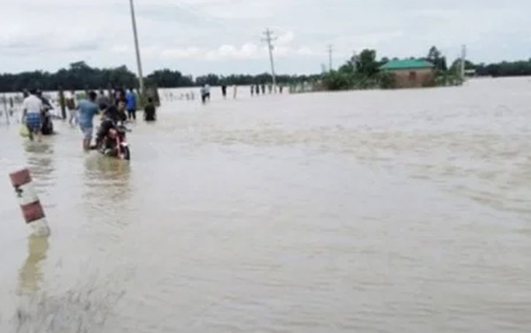 টানা বৃষ্টিতে বন্যার শঙ্কা