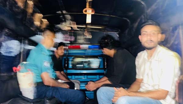 রিকাবীবাজারে ছাত্রলীগের মিছিলের প্রস্তুতি, গ্রেপ্তার ৩