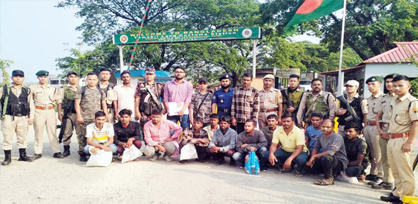  ভারত থেকে ফেরত আসলেন ১৪ বাংলাদেশি নাগরিক