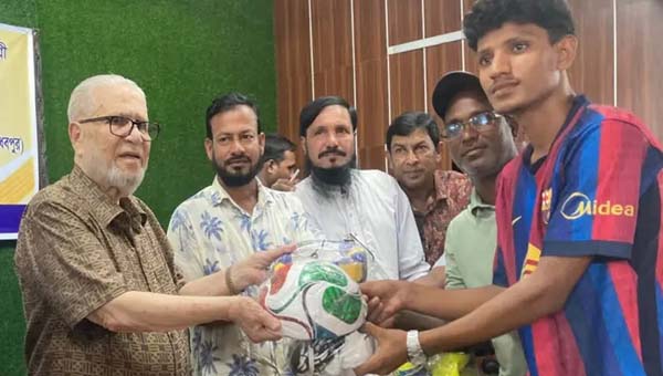 সার নিয়ে কালোবাজারি হলে কঠোর ব্যবস্থা: মাধবপুরে এমপি ফয়সল