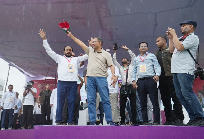 টাকা পাচারকারীদের বিরুদ্ধে কঠোর ব্যবস্থার হুঁশিয়ারি প্রধানমন্ত্রীর