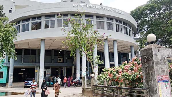 মৌলভীবাজারে বাড়ছে হাম-ডেঙ্গু, সদর হাসপাতালে রোগীর চাপ