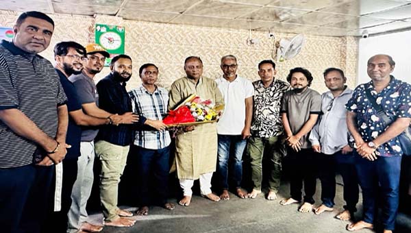 এমরান আহমদ চৌধুরীর সঙ্গে জাসাসের নবগঠিত কমিটির নেতৃবৃন্দের সৌজন্য সাক্ষাৎ