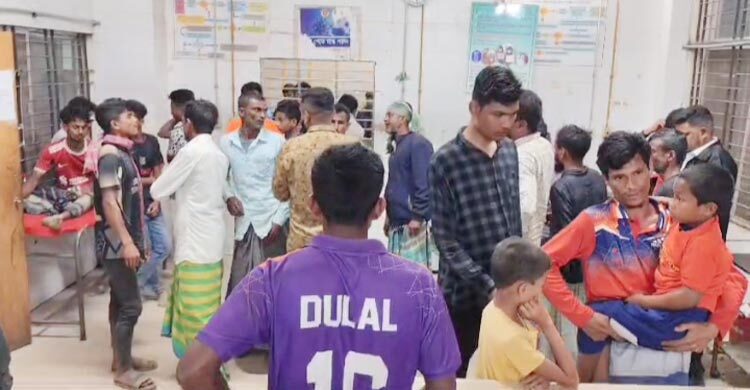 শান্তিগঞ্জে  গরুর ধান খাওয়া নিয়ে সংঘর্ষ, আহত ২৫