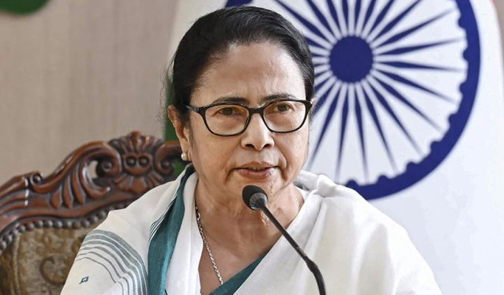পদত্যাগে রাজি মমতা বন্দ্যোপাধ্যায়