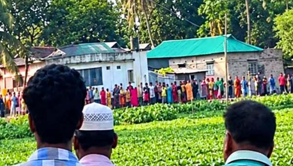 হবিগঞ্জে টমটমে বসা নিয়ে বিরোধ, দুই পক্ষের সংঘর্ষে আহত অর্ধশতাধিক