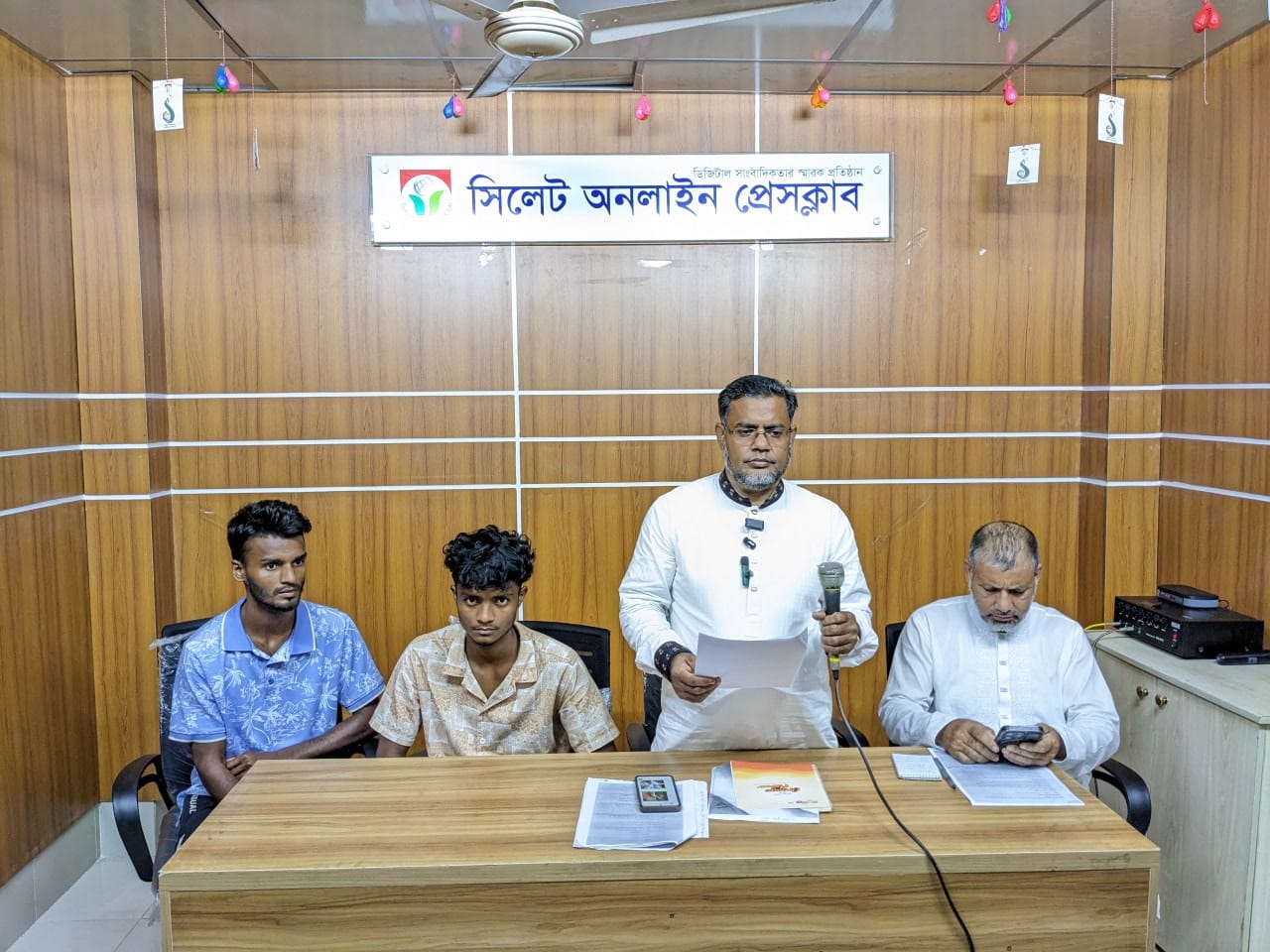 বিয়ানীবাজারে চিহ্নিত চোর ও মাদক সিন্ডিকেটের বিরুদ্ধে ফারুক মিয়ার সংবাদ সম্মেলন