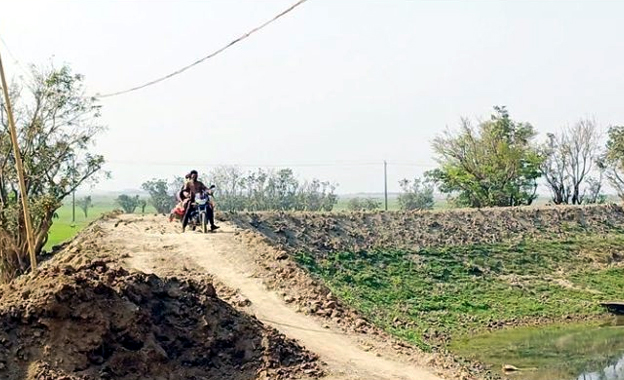 সময় শেষ হলেও শেষ হয়নি 'হাওর রক্ষা' বাঁধের কাজ