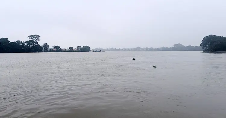 পাহাড়ি ঢলে সুনামগঞ্জে বাড়ছে নদ-নদীর পানি