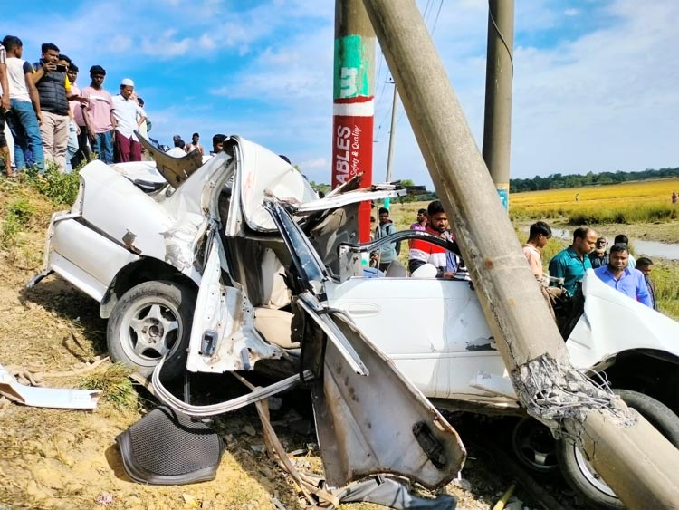 জৈন্তাপুরে সড়ক দুর্ঘটনায় তিন বন্ধুর মৃত্যু