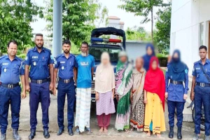শান্তিগঞ্জে পুলিশের ওপর হামলার মামলায় ৬ আসামি গ্রেপ্তার শান্তিগঞ্জে পুলিশের ওপর হামলার মামলায় ৬ আসামি গ্রেপ্তার