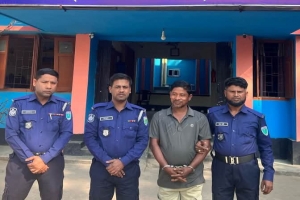 জৈন্তাপুর থেকে বৈষম্যবিরোধী ছাত্র-জনতার উপর হামলার আসামী আটক