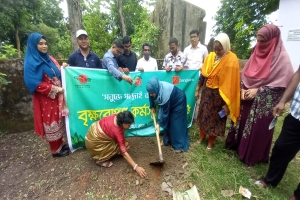 সিলেটে ‘সবুজে সাজাই বাংলাদেশ’ শ্লোগানে প্রকৃতি ও জীবন ক্লাবের মাসব্যাপী বৃক্ষরোপণ কর্মসূচির সূচনা