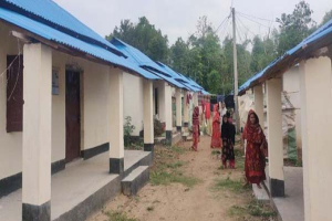 চুনারুঘাটের আশ্রয়ণ প্রকল্পে ৭৪ ঘরের ৪৮টিই ফাঁকা