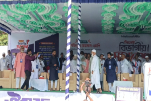 আলিয়া মাদ্রাসা মাঠে ১১ দলীয় জোটের সমাবেশে জামায়াত আমীর ডা. শফিকুর রহমান আলিয়া মাদ্রাসা মাঠে ১১ দলীয় জোটের সমাবেশে জামায়াত আমীর ডা. শফিকুর রহমান