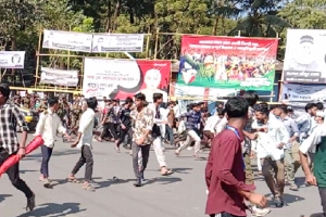 সিলেটে শিক্ষার্থীদের সড়ক অবরোধ