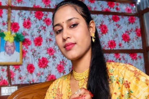 সৌদিতে ‘বিক্রি’ হওয়ার অভিযোগ, দূতাবাসের হেফাজতে মাধবপুরের রেহেনা সৌদিতে ‘বিক্রি’ হওয়ার অভিযোগ, দূতাবাসের হেফাজতে মাধবপুরের রেহেনা