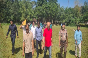 এয়ারপোর্ট থানা এলাকা পরিদর্শনে এসএমপি কমিশনার, শুনলেন স্থানীয়দের দাবি এয়ারপোর্ট থানা এলাকা পরিদর্শনে এসএমপি কমিশনার, শুনলেন স্থানীয়দের দাবি