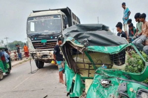 মাধবপুরে ট্রাক-অটোরিকশা মুখোমুখি সংঘর্ষে নিহত ২ মাধবপুরে ট্রাক-অটোরিকশা মুখোমুখি সংঘর্ষে নিহত ২