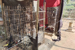 তারাপুর মন্দিরে অগ্নিসংযোগ