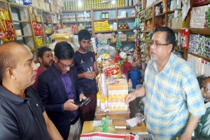 নবীগঞ্জে মোবাইল কোর্টের অভিযান: ৪ ব্যবসা প্রতিষ্ঠানকে ৭০ হাজার টাকা জরিমানা
