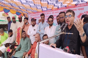৩১ দফা কর্মসূচিতে শ্রমিকদের অধিকারের বিষয়ে গুরুত্ব দেয়া হয়েছে