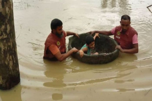 খোয়াই নদীর ভাঙনের নেপথ্যে ‘অবৈধভাবে বালু উত্তোলন’