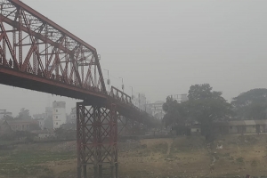 সিলেটে হঠাৎ ঘন কুয়াশা