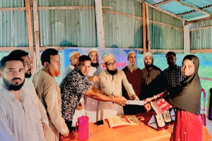অগ্নিদগ্ধ স্কুলছাত্রী ইভার চিকিৎসায় স্বচ্ছতা গ্রুপের সহায়তা অগ্নিদগ্ধ স্কুলছাত্রী ইভার চিকিৎসায় স্বচ্ছতা গ্রুপের সহায়তা