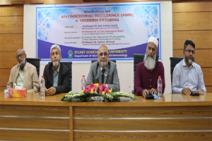 শুধু উৎপাদন বৃদ্ধি নয়; নিরাপদ, টেকসই এবং পরিবেশবান্ধব উৎপাদন নিশ্চিত করতে হবে : সিকৃবি ভিসি
