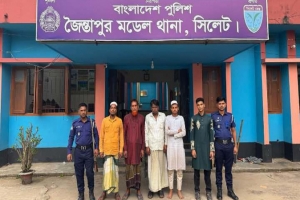 হরিপুরে সেনাবাহিনীর গাড়ী ভাংচুরের ঘটনায় মামলা, আটক ৫