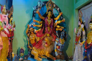 মহাষষ্ঠীর মধ্য দিয়ে জগন্নাথপুরে শুরু হচ্ছে দুর্গাপূজার আনুষ্ঠানিকতা মহাষষ্ঠীর মধ্য দিয়ে জগন্নাথপুরে শুরু হচ্ছে দুর্গাপূজার আনুষ্ঠানিকতা