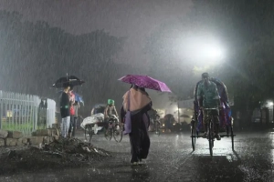 কিছু সময়ের রোদ, এরপরই ফের ভারী বৃষ্টির পূর্বাভাস সিলেটে