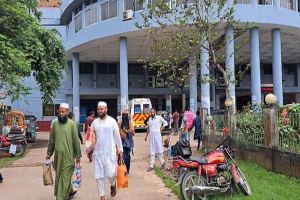 মৌলভীবাজারে বাড়ছে হামের রোগী, হাসপাতালগুলোতে বাড়ছে চাপ মৌলভীবাজারে বাড়ছে হামের রোগী, হাসপাতালগুলোতে বাড়ছে চাপ