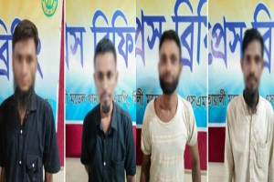 সিলেটে আবাসিক হোটেলে পুলিশের অভিযান, ৪০ পিস ইয়াবাসহ আটক ৪ সিলেটে আবাসিক হোটেলে পুলিশের অভিযান, ৪০ পিস ইয়াবাসহ আটক ৪