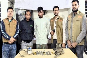 হবিগঞ্জে চোরাই যন্ত্রাংশসহ গ্রেপ্তার ২ 