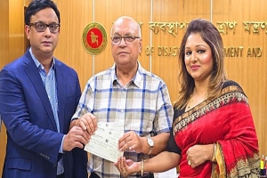 প্রধান উপদেষ্টার তহবিলে আড়াই কোটি টাকা দিলেন সাবেক এমপি শফি চৌধুরী