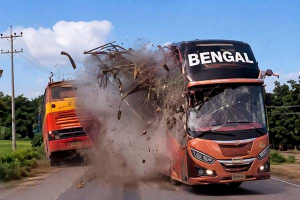 ওসমানীনগরে দুই বাসের মুখোমুখি সংঘর্ষ: চালকদের বিরুদ্ধে মামলা